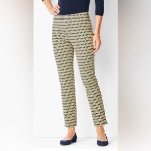 New NWT Talbot’s Women’s size 16 Blue Gold Abstract Oval Chatham Ankle Pant